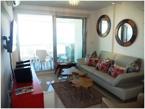 Apartamento En Alquiler Por Temporada De 3 Dormitorios En Playa Brava