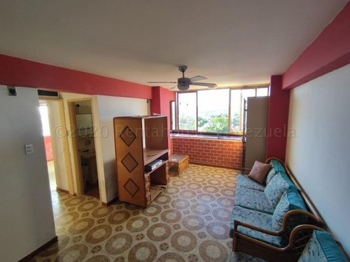 Imagen 2 de 17 de Guillermo Acevedo Vende Apartamento En Higuerote Mls #22-68