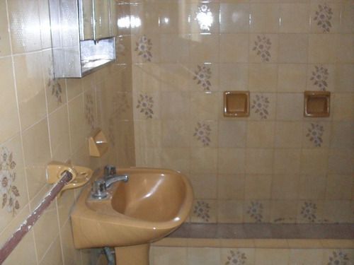 Imagen 5 de 12 de Departamento Tipo Casa En Venta En Lanus Este