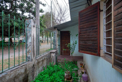 Imagen 4 de 21 de Casa En Venta En B° Castañares Zona Norte 4 Dorm