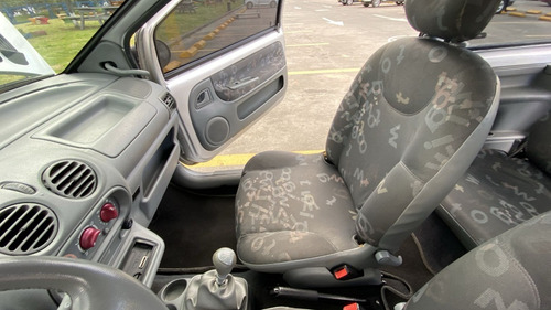Imagen 13 de 18 de Renault Twingo Authentique