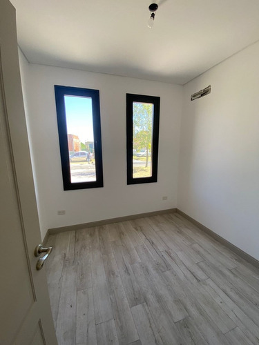 Imagen 13 de 27 de Casa A La Laguna En Venta En El Cantón, Escobar
