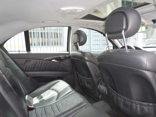 Imagen 11 de 14 de Mercedes Benz E 320