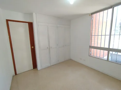 Arriendo Apartamento En Laureles