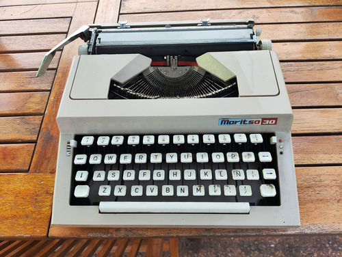 Máquina De Escribir Portátil Maritsa 30 (Usado)