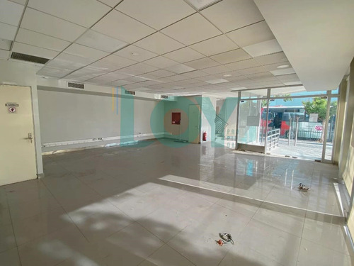 Oficina En Arriendo 255 M2 En Centro De Rancagua Placa Comer
