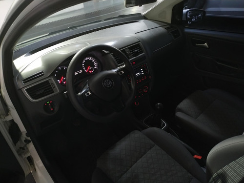 Imagen 5 de 7 de Volkswagen Fox 1.6 Msi C/gnc