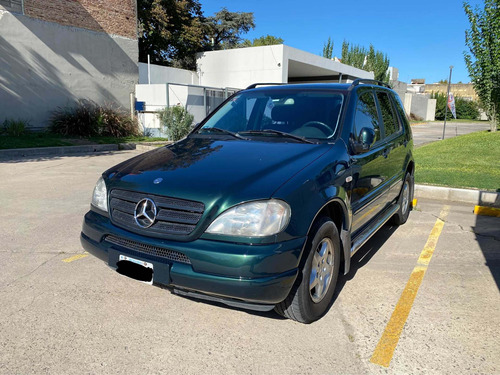 Mercedes-Benz ML 3.2 Ml320 At Luxury