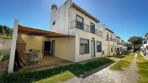 Venta De Duplex 2 Dormitorios Semicentrico 