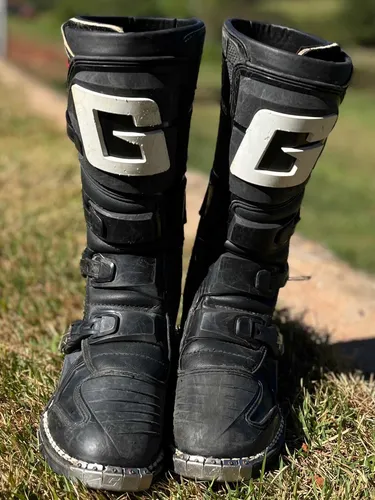 Bota de store trilha usada