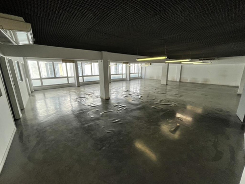 Imagen 5 de 14 de Importante Oficina - Microcentro, Caba