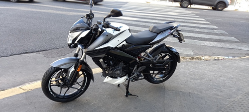 Bajaj Ruser 200 Ns