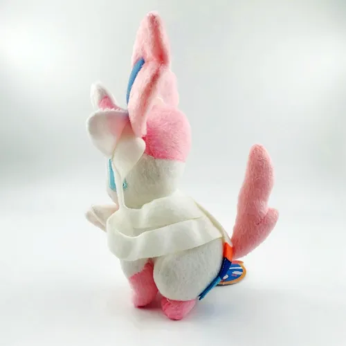 Boneco De Pelucia Sylveon Pokemon Center Pikachu Eevee Tomy