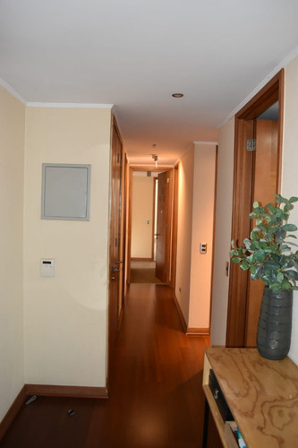 Departamento En Excelentes Condiciones Las Condes