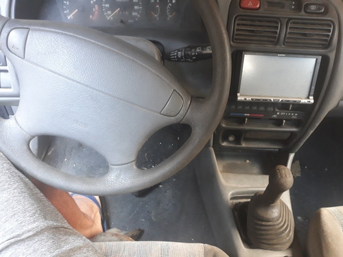 Imagem 5 de 14 de Suzuki Baleno 1997 1.6 16v 4p