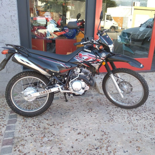 Yamaha Xtz 125 Negra Modelo 2018