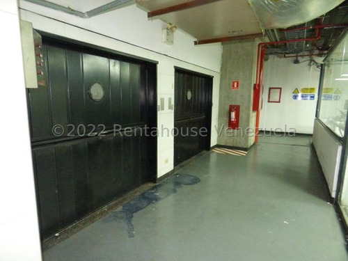 Imagen 4 de 8 de Galpon En Alquiler La Urbina 22-23652 Renta House Los Samanes