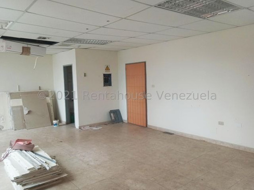 Imagen 8 de 30 de Excelente Oficina En Alquiler En Zona Este De Barquisimeto, Planta Eléctrica Para Áreas Comunes Y Oficina, Arnaldo Lopez Tlf 04245257450, Lara, Venezuela