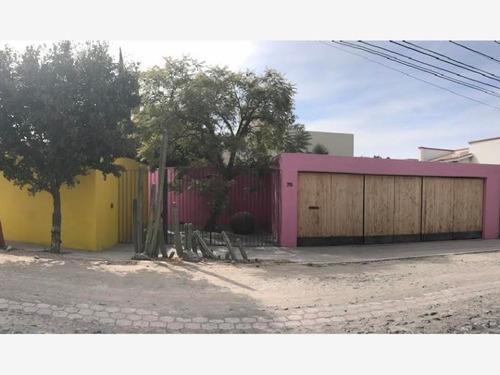 Imagen 1 de 14 de Casa En Venta En Colinas Del Bosque Estilo Mexicano 1,080m2