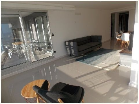 Venta De Apartamento 2 Dormitorios En Playa Brava