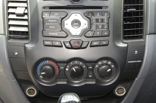 Ford Ranger 3.2 XLS MT Turbo