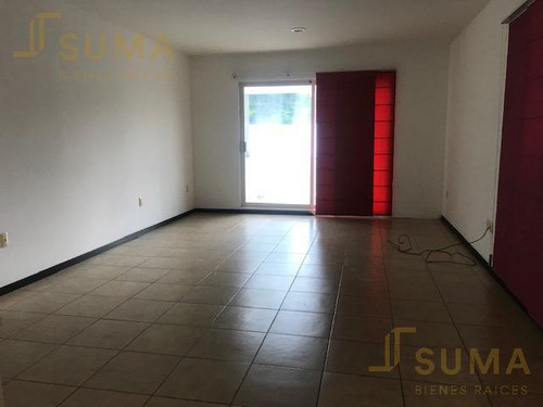 Casa En Venta Y Renta Con Alberca En Col. El Charro, Tampico Tamaulipas.