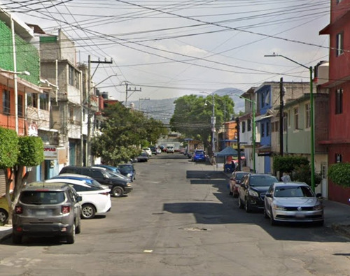 Casa En Venta En Calle 4 Oriente Isidro Fabela Tlalpan Ciudad De México Cucm 027