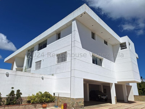 Leandro Manzano Casa En Venta La Lagunita Country Club Mls #24-16055 Mb 