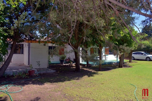 Casa En Venta En Juana Koslay