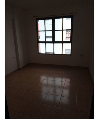 Imagen 15 de 18 de Ideal Inversor! Dpto Con Balcón, 2 Baños, Doble Ingreso.