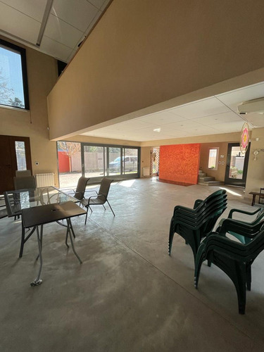 Imagen 8 de 30 de Venta Casa Moderna Y De Categoria En Parque Leloir