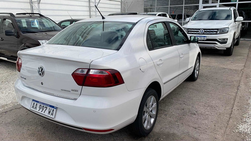 Volkswagen Voyage 1.6 Highline 101cv 2017