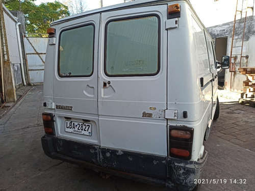 Camioneta Renault Trafic