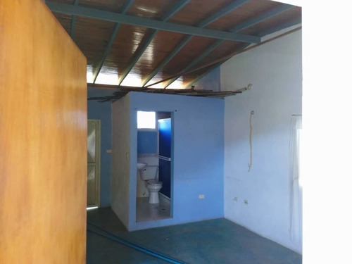 Imagen 5 de 13 de Se Vende Casa De Dos Plantas