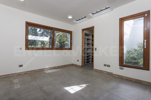 Venta Casa Mediterránea/resguardada