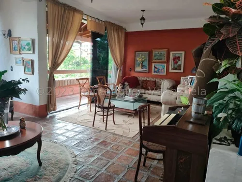 comprar Leandro Manzano Townhouse En Venta,la Union Mls #24-1998 As