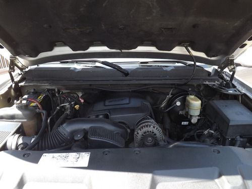 Imagen 9 de 10 de Chevrolet Silverado Lt 4x4