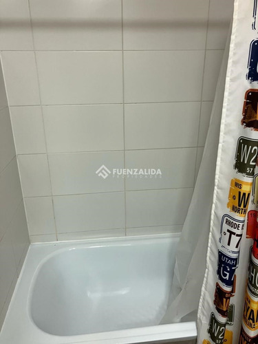 Departamento En Venta De 2 Dorm. En La Cisterna