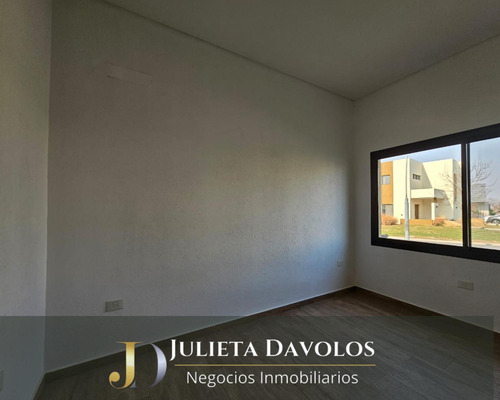 Casa En Venta Puertos Del Lago Barrio Araucarias-escobar-maschwitz