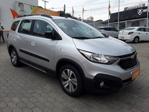 Imagem 4 de 8 de Chevrolet Spin 1.8 Activ7 8v Flex 4p Automático