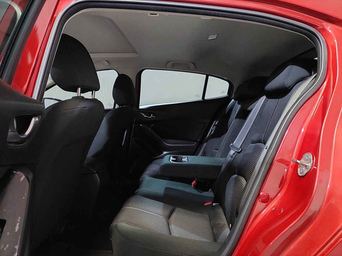 Imagen 12 de 14 de Mazda Mazda 3 2018 5p Hatchback I Touring L4/2.0 Man