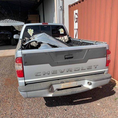 Imagem 2 de 9 de Sucata De Chevrolet S10 2.4 Flex Adv Pra Retirar Peças