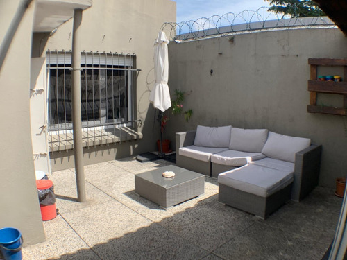 Excelente Casa De 3 Dormitorios Y 2 Baños