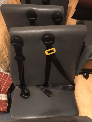 Imagen 1 de 1 de Asientos Escolares Con Cinturón