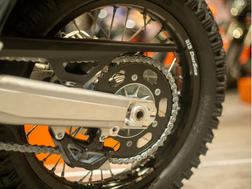 Imagen 24 de 25 de Ktm 690 R Enduro Unidades Disponibles