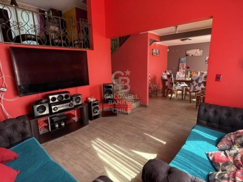 Linda Y Espaciosa Casa Amoblada