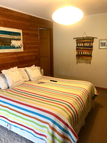 Venta De Exclusiva Casa En Fundo El Sol, Pucón