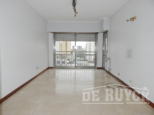Imagen 3 de 11 de Departamento En Alquiler En Quilmes Centro