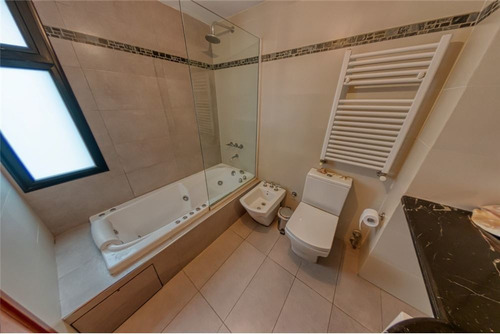 Imagen 8 de 27 de Piso En Venta En La Plata