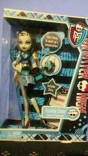 Monster High Frankie Stein School's out V7989